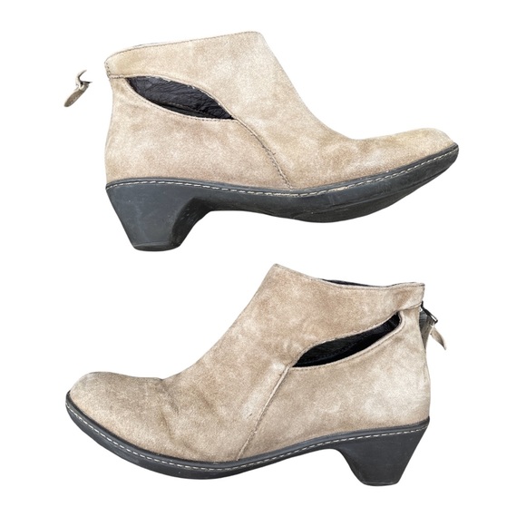 Dansko Women’s Bonita Taupe Kid Suede Leather Cut Out Ankle Bootie Clog Size 6.5 - Picture 4 of 11